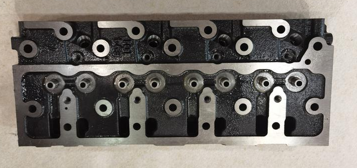 Cummins Diesel Engine 4D94E CYLINDER HEAD