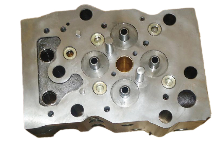 CYLINDER HEAD 6162-13-1110 for Komatsu 6D170