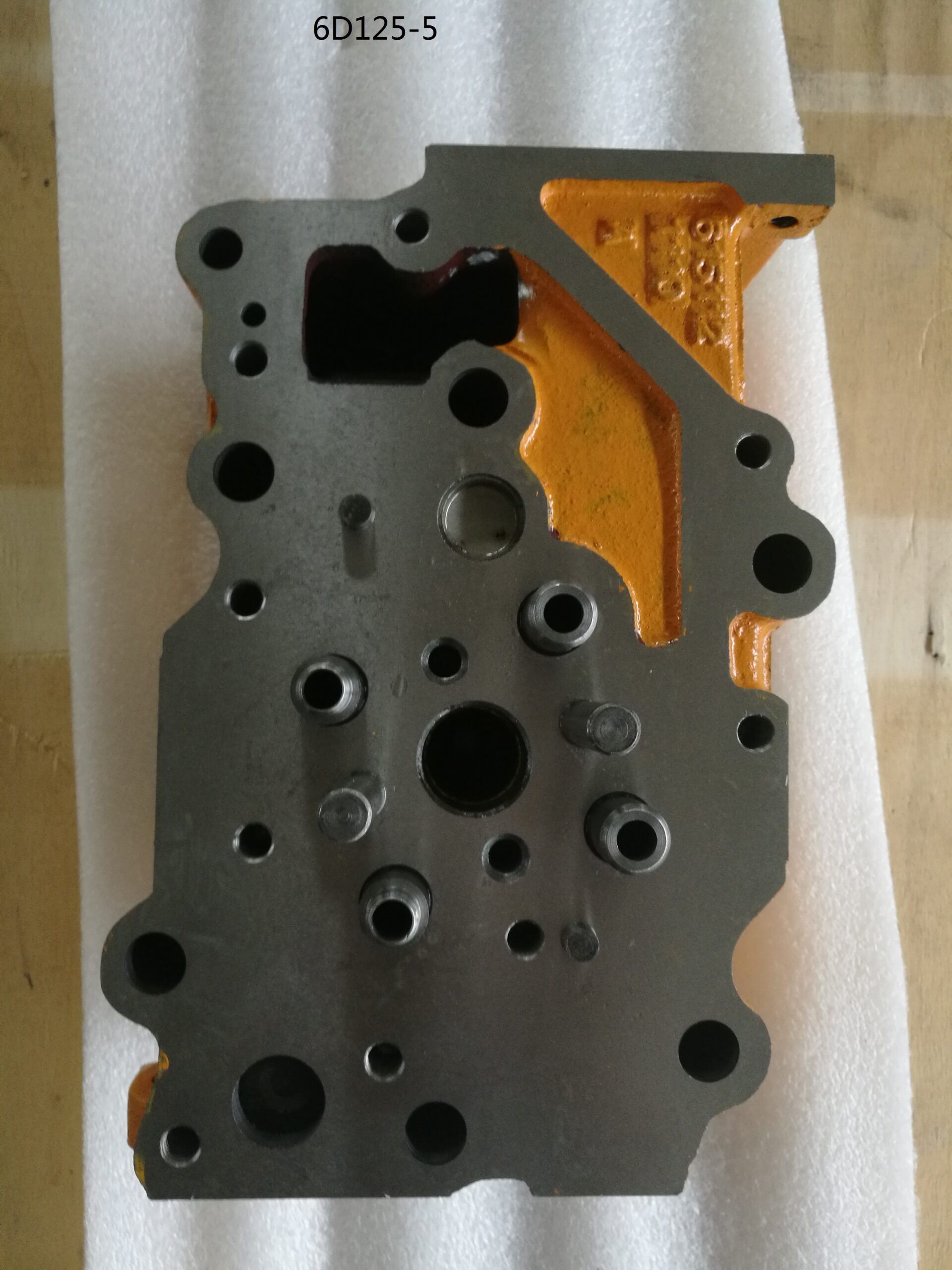 CYLINDER HEAD 6150-21-1103-1110 for Komatsu S6D125-5